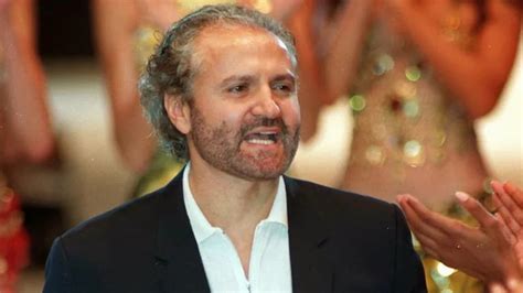 que enfermedad tenia versace|gianni versace edad.